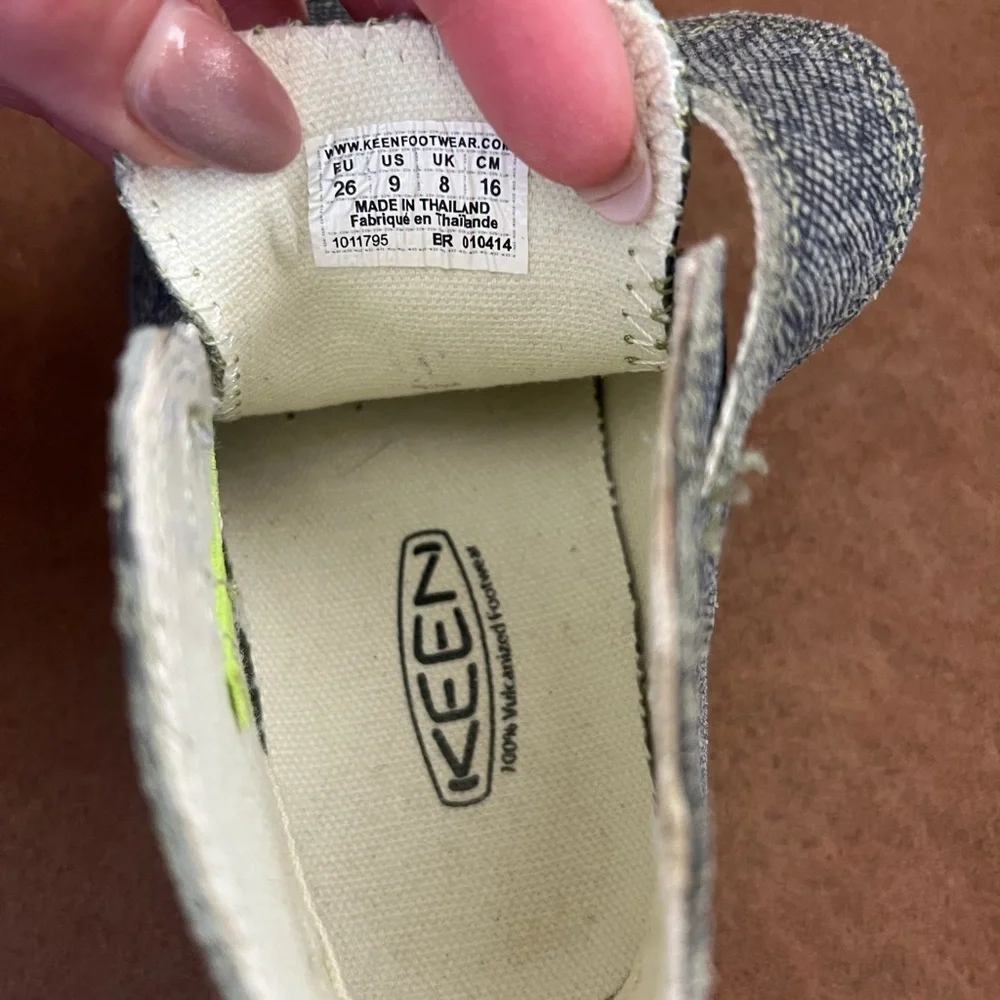 Keen Kids Sneakers with Neon Green Laces